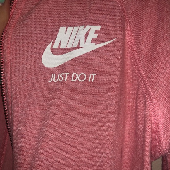 Nike Jacket - Picture 3 of 4